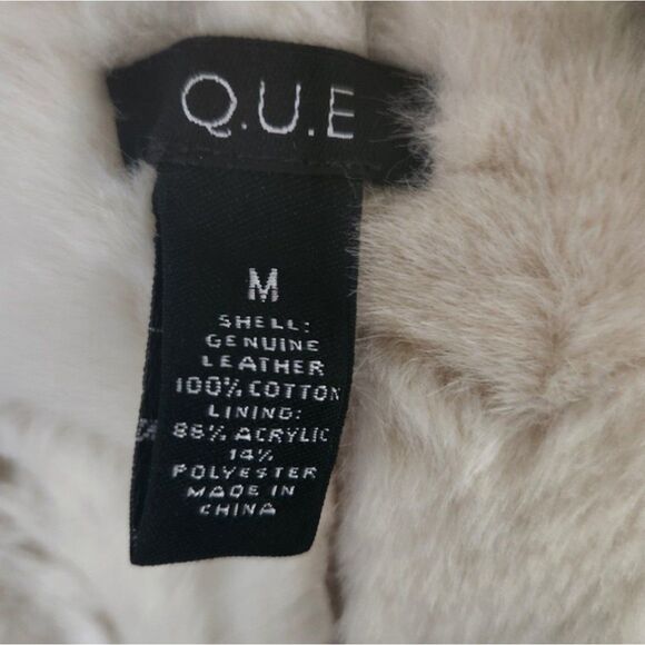 Q.U.E. Leather Suede Tan Short Jacket Open front w/ Hood & Pom Poms Size Medium - Picture 9 of 10